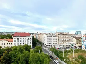 Prodej bytu 2+kk, Praha - Holešovice, Komunardů, 53 m2