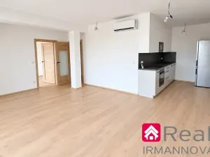 Prodej bytu 2+kk, Pohořelice, Znojemská, 60 m2