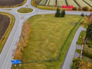Pronájem komerčního pozemku, Mochov, 2406 m2