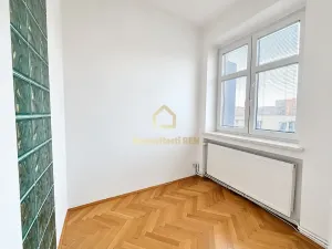 Pronájem bytu 2+kk, Ostrava, Veleslavínova, 70 m2