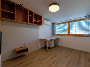 Prodej vícegeneračního domu, Praha - Vysočany, Moravcových, 228 m2