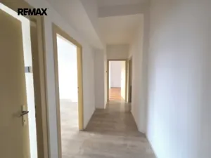 Pronájem bytu 3+1, Praha - Čakovice, Radbuzská, 85 m2