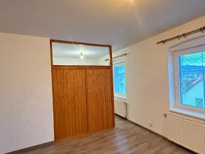 Pronájem bytu 1+1, Děčín, Na Stráni, 36 m2