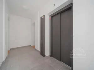 Pronájem bytu 1+kk, Praha - Chodov, Líbalova, 32 m2