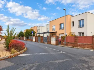 Pronájem rodinného domu, Praha - Letňany, Škarvadova, 170 m2