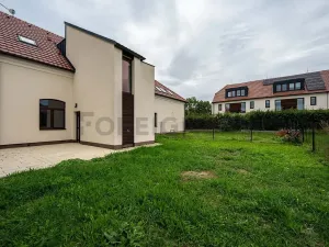 Pronájem rodinného domu, Dubany, 160 m2