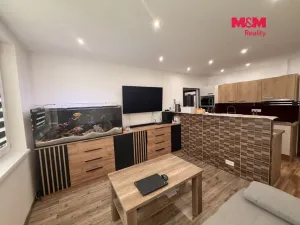 Prodej bytu 2+kk, Veselí nad Lužnicí - Veselí nad Lužnicí I, Blatské sídliště, 40 m2