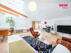 Prodej rodinného domu, Praha - Dejvice, V Šáreckém údolí, 230 m2