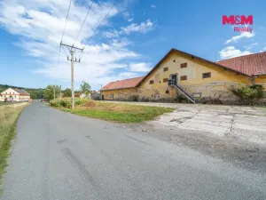 Pronájem výrobních prostor, Štěnovice, Plzeňská, 1366 m2