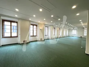 Pronájem kanceláře, Praha - Staré Město, Husova, 167 m2