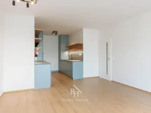Pronájem bytu 2+kk, Kladno, Ke stadionu, 58 m2
