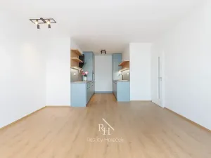 Pronájem bytu 2+kk, Kladno, Ke stadionu, 58 m2