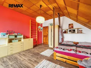 Prodej rodinného domu, Puklice, 200 m2