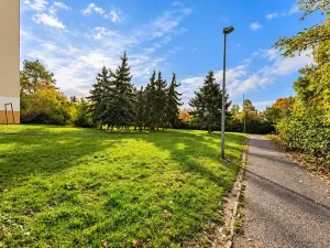 Prodej bytu 1+kk, Praha - Troja, Hnězdenská, 33 m2
