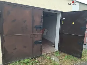 Pronájem garáže, Kolín, Třídvorská, 21 m2