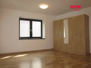 Pronájem bytu 1+kk, Brno - Starý Lískovec, U hřiště, 38 m2