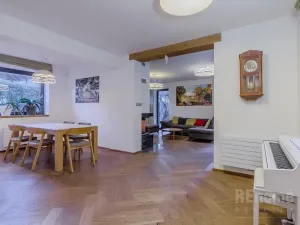 Prodej rodinného domu, Třebotov, V Zálesí, 300 m2