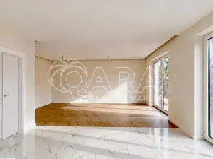 Prodej rodinného domu, Kamenice, Lomená, 156 m2