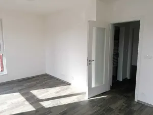 Pronájem bytu 2+kk, Liberec, Tatranská, 59 m2