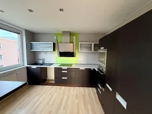 Prodej bytu 3+1, Klatovy, Luční, 84 m2