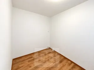 Pronájem bytu 2+kk, Praha - Bohnice, Poznaňská, 53 m2