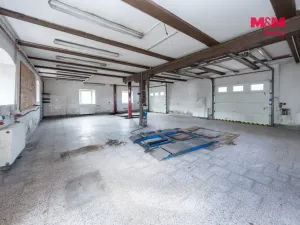 Prodej obchodního prostoru, Církvice, 340 m2