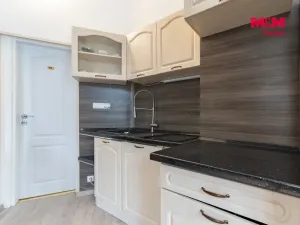 Prodej činžovního domu, Karlovy Vary, nábřeží Jana Palacha, 340 m2
