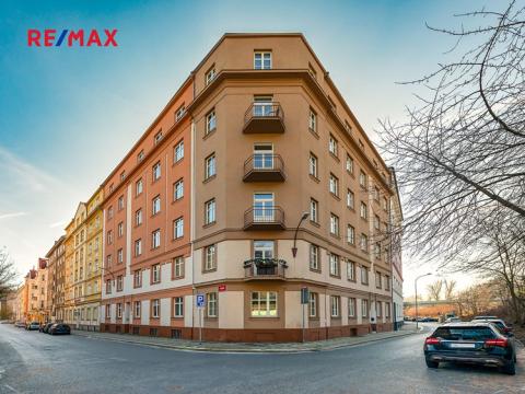 Prodej bytu 3+kk, Karlovy Vary, nábřeží Jana Palacha, 90 m2
