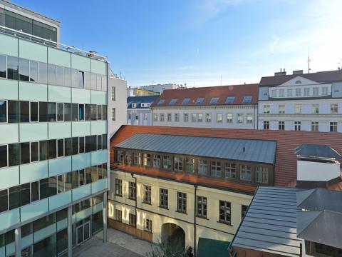 Pronájem kanceláře, Praha - Nové Město, Olivova, 845 m2