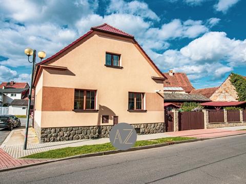 Prodej rodinného domu, Přeštice, Havlíčkovo nám., 196 m2