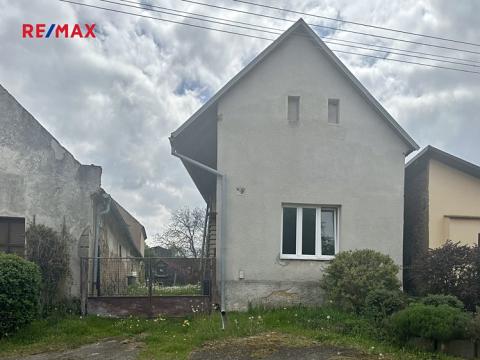 Prodej rodinného domu, Řeřichy, 375 m2
