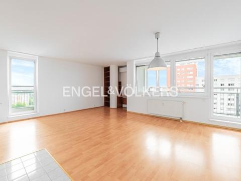 Prodej bytu 2+kk, Praha - Stodůlky, Petržílkova, 80 m2