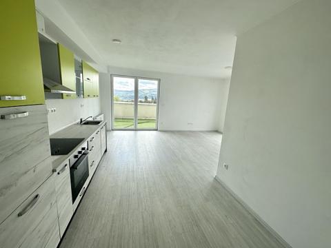 Pronájem bytu 3+kk, Karlovy Vary, Dubová, 77 m2