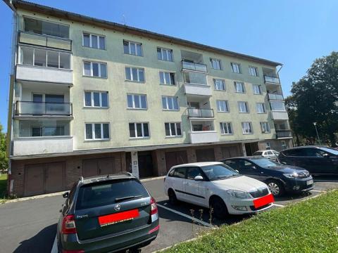 Prodej bytu 2+1, Toužim, Sídliště, 63 m2