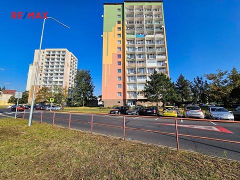 Prodej bytu 3+1, Chomutov, Bezručova, 69 m2