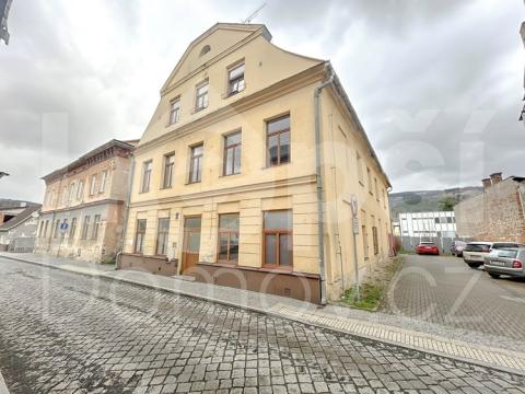 Prodej atypického bytu, Jeseník, Školní, 240 m2