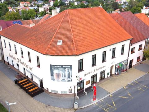 Pronájem restaurace, Žebrák, Náměstí, 320 m2