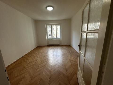 Pronájem bytu 2+1, Praha - Dejvice, Na hutích, 48 m2