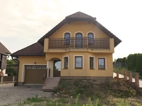 Prodej rodinného domu, Jaroměřice nad Rokytnou, Nábřežní, 161 m2