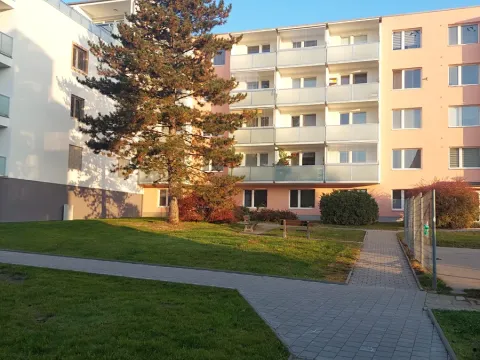 Pronájem bytu 1+1, Třebíč, Maxima Gorkého, 40 m2