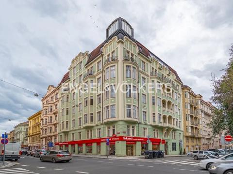 Pronájem restaurace, Praha - Smíchov, náměstí 14. října, 514 m2