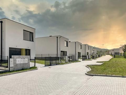 Pronájem rodinného domu, Mladá Boleslav, Na Celně, 168 m2