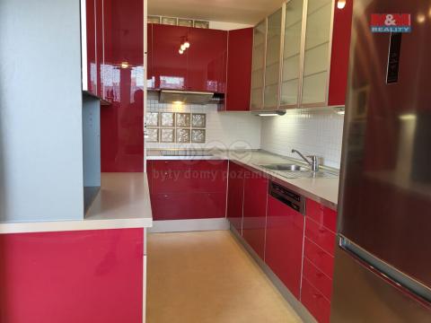 Prodej bytu 3+kk, Praha - Horní Měcholupy, Parmská, 72 m2