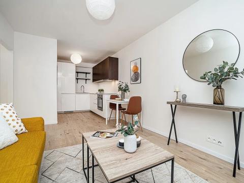 Prodej bytu 2+kk, Praha - Prosek, Vysočanská, 46 m2