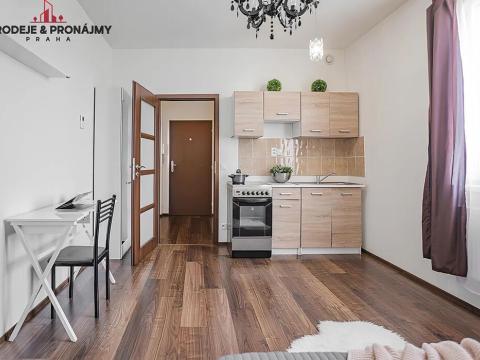 Prodej - jiné, Praha - Vysočany, Freyova, 22 m2