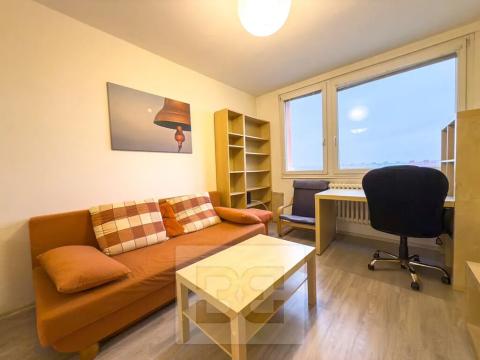 Pronájem bytu 2+kk, Praha - Bohnice, Zelenohorská, 42 m2