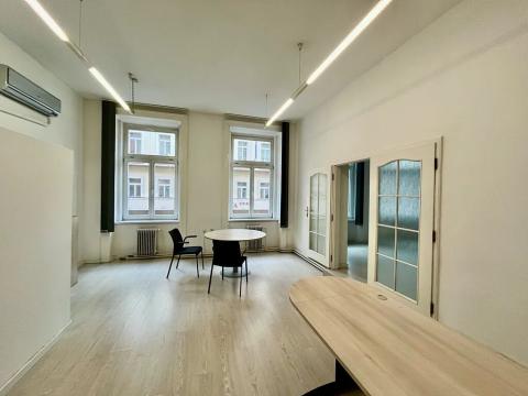 Pronájem kanceláře, Praha - Staré Město, 60 m2