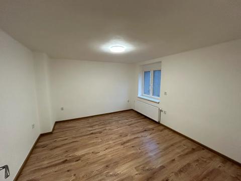 Pronájem bytu 1+1, Opava, Těšínská, 35 m2