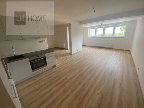 Prodej bytu 1+kk, Karlovy Vary, 76 m2