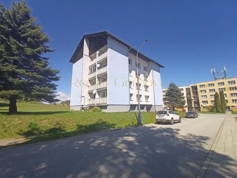 Prodej bytu 2+1, Studená, Komenského, 57 m2